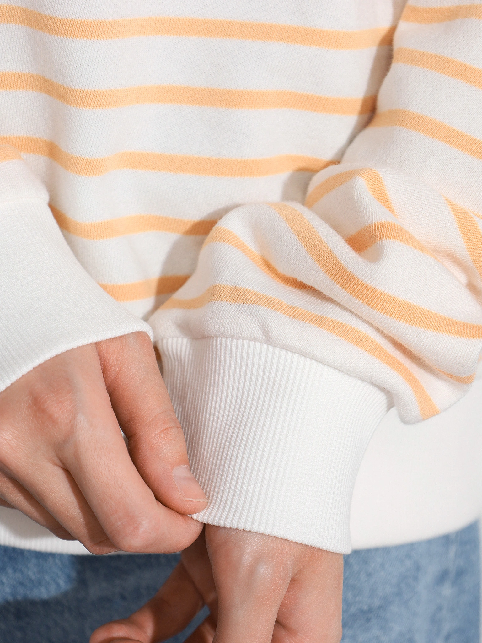 Толстовка светло-оранжевого цвета в полоску из хлопка